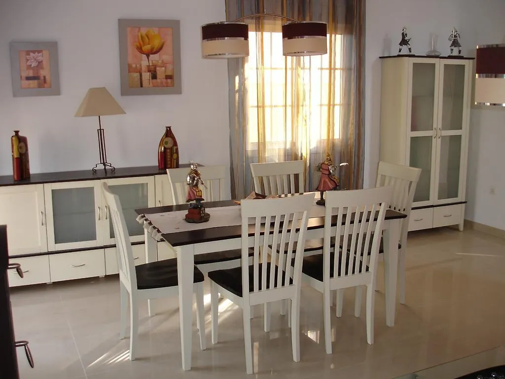 Villas Axarquia Nerja 2*,